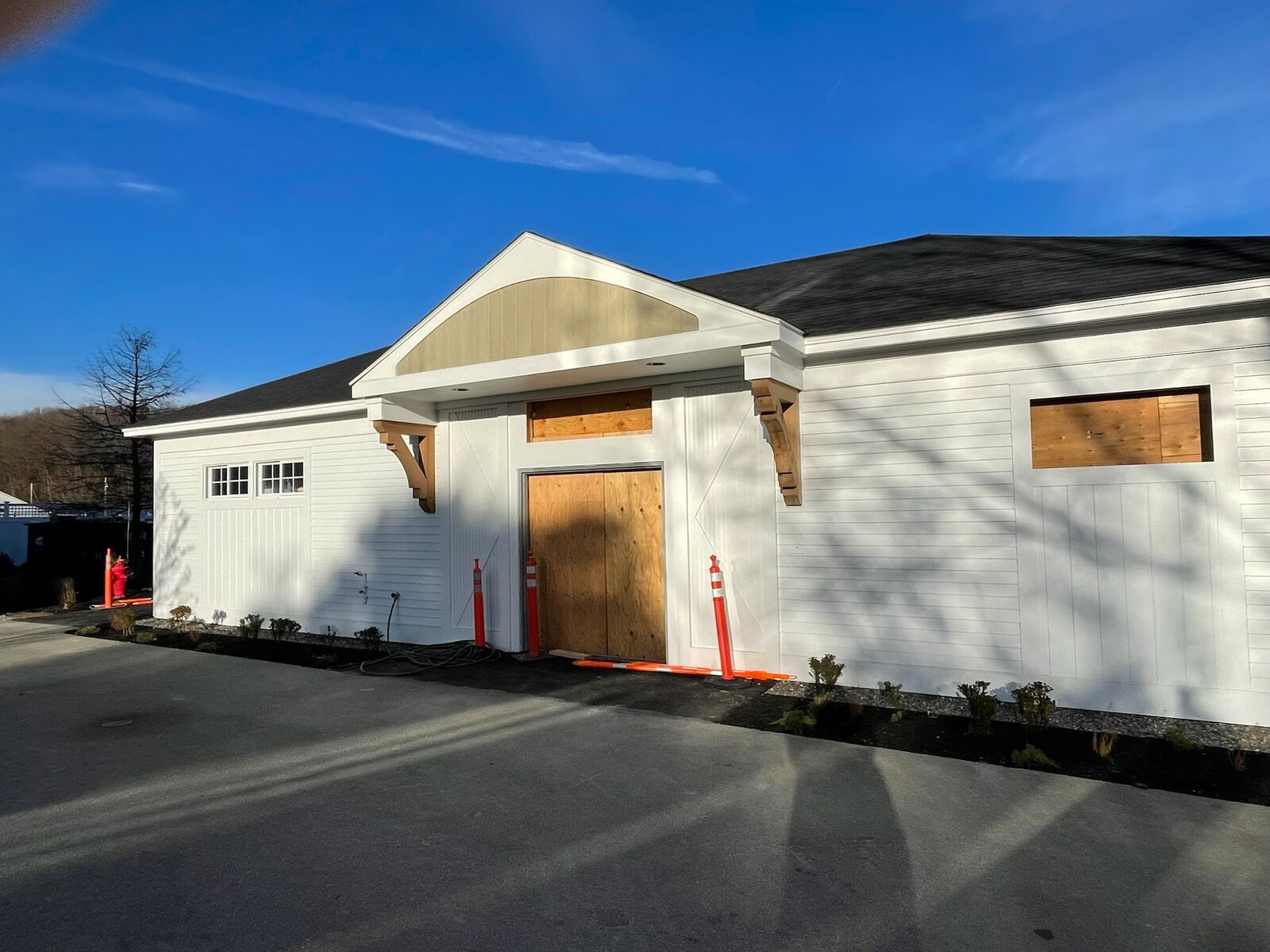 Commercial exterior with entry